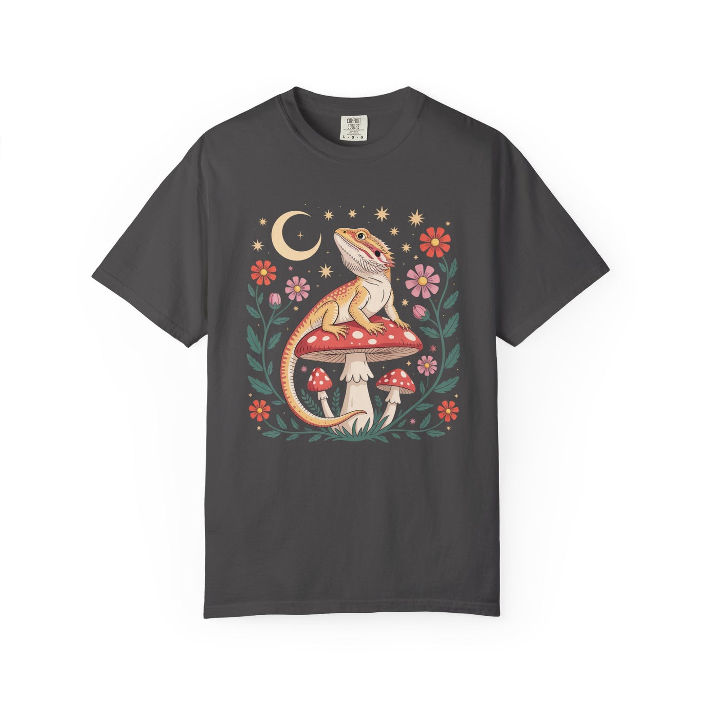 Bearded Dragon on Mushroom T-shirt